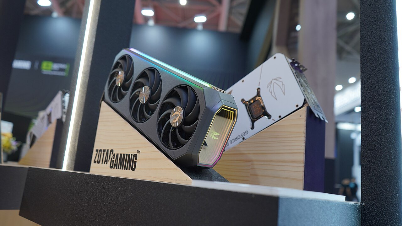Placas de vídeo Zotac Gaming da linha GeForce RTX 50 em exposição