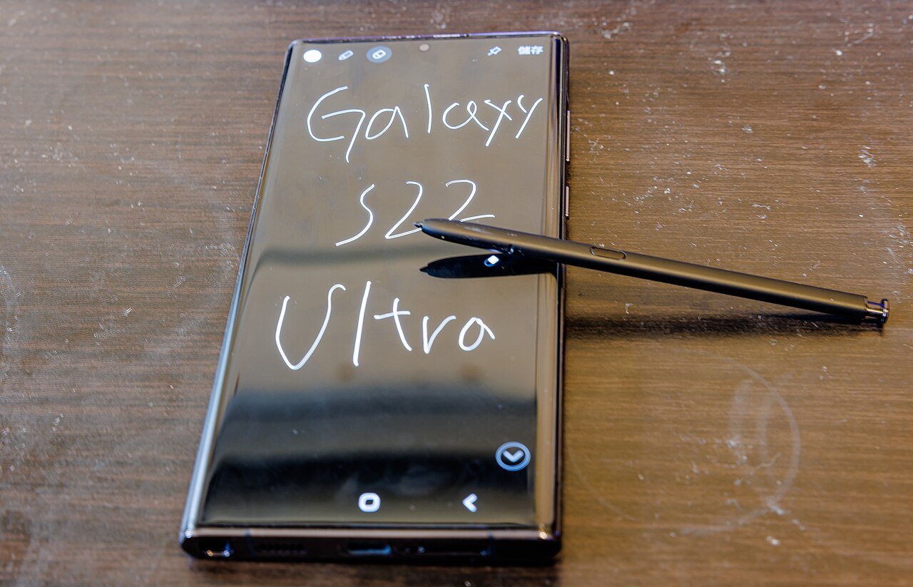 Celular Samsung Galaxy S22 Ultra preto