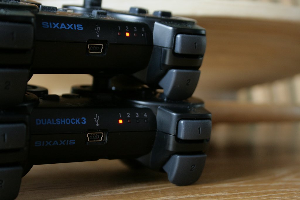 Controles DualShock 3 e Sixaxis de videogame